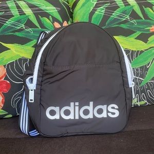 🆕 Adidas mini backpack